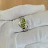 Klusterringar Naturgrön Peridotring Dam 925 Silver Dubbelhjärta 5x5mm Kristall August Birthstone Födelsedag Lucky Stone R014RGN