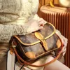 23 neue Baguette-Tasche aus Leder im Alter von 100 cm, modisches Leder, Umhängetasche, Achseltasche, breite Schultertasche für Damen