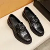 Scarpe firmate Uomo Mocassini Triangolo Logo Vera pelle Uomo Affari Lavoro d'ufficio Scarpe eleganti da cerimonia Designer di marca Scarpe piatte da sposa per feste Taglia 38-46 Con scatola