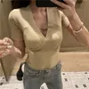 Damtröjor Camis Summer Sweater Dam Pull Femme Low Cut Sexig stickad väst T-shirt Djup Vneck Cropped Top Mode Elastiskt linne T-shirt 230705