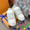 2023 Novo Pão Skate Sapato Designer de Luxo Branco Laranja Cor Contraste Casal Sapatos Ao Ar Livre Casual Mens Sapatos Esportes Mulheres Sapatos Sies 35-46 + Caixa