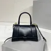 Women Hourglass Bag Designer Krokodyl skóra Mini małe torby na ramię Crossbody Black Expossed torebki Luksusowa skóra modowa z literą B logo