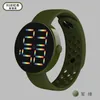 Nieuwe LED Elektronische Horloge Regenboog Knop Waterdichte Digitale Sport Trendy Mode Avant Garde Koppels Kinderen Studenten