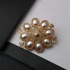 Słynna marka designu luksusowa broszka elegancka broszki garnituru pin modowy biżuteria dekoracja odzieży Wysokiej jakości akcesoria