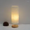 Tafellampen Lamp Slaapkamer Nachtkastje Nachtlampje Massief houten stoffen hoes Warm en romantisch Slaapverlichting