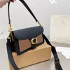 Küçük deri harf metal tasarımcı çantaları güzel görünümlü moda kaplama altın toka açılış ve kapanış çıkarılabilir kayış tabby 26 omuz çantası şık E23