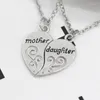 Pendant Necklaces Selling Mother Daughter Necklace Pair 2 Split Heart Shaped Set Mother's Day Gift Jewelry Accessories