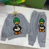 Autunno inverno nuovo stile occidentale Set di abbigliamento Moda europea americana grandi ragazzi e ragazze pantaloni in pile abito a maniche lunghe Abbigliamento per bambini più stile