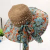 Breda randen hattar mode koreanska kvinnors andningsstrand Big eave stråhatt vår och sommar utsökta blommor solskyddsmedel sol
