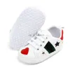 Buty dziecięce Noworodki Chłopcy Dziewczęta Buciki Dziecięce maluchy Zasznurowane PU Trampki Prewalker Białe buty