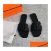 Sandaler 2022Designer Lyx Oran Sandal Dam Kedjeslides Sommar Gummi Stort huvud Mode Strand Sexiga Skor Platta Tofflor Toppkvalitet Dha2M