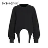 Luvtröjor dam Tröjor TWOTWINSTYLE Patchwork Tejp Sweatshirt för kvinnor O-hals Långärmad Hög midja Lös Enfärgad Casual Sweatshirt för kvinnor 230707