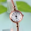 Armbandsur Digitala klockor Klockor: Dress Watch Waterproof Creative Wrist Round Watch- Silver