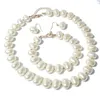 Halsband Örhängen Set European Strand Pearls Choker And Armband Enkel nyckelbenskedja Halsband Pearl For Women