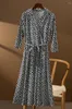 Casual Kleider Geometrische Druck Kleid Für Frauen Natürliche Seide Vestidos De Verano Mujer 2023 A-LINE Mid-Kalb V-ausschnitt Drei viertel Ärmel