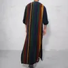 Vêtements ethniques S-5XL Hommes Musulmans Lâche Couleur Mixte Rayé Manches Courtes Col En V Bouton Chemises Robes Jubba Thobes Avec Poches Latérales