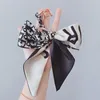 キーホルダー女性ファッションスカーフキーホルダーリボンちょう結び絶妙なバッグチャームペンダントキーホルダー