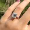 Klusterringar Emerald Cut 3ct Lab Diamond Cz Ring Original 925 Sterling Silver Förlovningsbröllopsband för kvinnor Bröllopssmycken