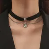 Choker Punk Retro Schlüsselbein Kette Colliers Schwarz Samt Halskette Für Frauen Hip Hop Schmuck Antike Silber Farbe Blume Anhänger Halsketten