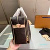 Designer Uomo Tote Borsa a tracolla Valigetta Borsa in pelle marrone nera Borsa per laptop da uomo d'affari di lusso Borse a tracolla Borsa a tracolla Cartella 2023