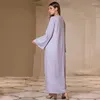 Ethnische Kleidung Muslim 2023 Herbst Naher Osten Abaya Mode V-Ausschnitt Stickerei Kleid Robe Echtzeitmodell