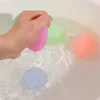 Sandspiel-Wasserspaß 12 Stück wiederverwendbare Öffnungs-Wasserbälle Kinder Silikon-Wasserbomben-Spritzballons Schwimmbadbevorzugungen Wasserspielzeug Spiele Geschenke 230706