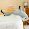 Animaux en peluche en peluche 130 cm mignon doux requin chat en peluche jouets bureau sieste animal en peluche oreiller maison confort coussin cadeau de Noël poupée pour enfants fille L230707