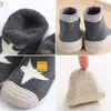 Outdoor-Babyschuhe für Kleinkinder, Schuh für erste Schritte, neugeborener Junge, Mädchen-Stiefel, Baumwollstoff, Babygirl-Krippenschuhe, Lauflernschuhe für Jungen, 2 Jahre alt