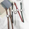 Relógios de Pulso Moda Feminina Branco Pequeno Relógios Ulzzang Marca Feminina Quartzo Relógio de Pulso Simples Retr Montre Femme Com Pulseira De Couro Relógio