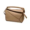 Потрясающие роскоши дизайнеры геометрия мешки на плечах пакет с подушкой сцепление сцепление сумочки Мессенджер Женщины Сумка сумочка Геометрическая 5A 5A небольшой большой размер