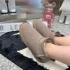 Buty Kobiety klasyczny mini platforma buty Ultra Matte Fur Boots zamszowe mieszanka wełny komfort zimowych projektantów kostki rozmiar 35-40