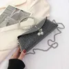 Kadınların yeni tarzı omuz çantası, şık ve serin crossbody çantası, akşam yemeği çantası, inci çanta, küçük kare çanta 230707 için elmas çantalı çanta