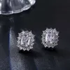 Mignon Prong Zircon Boucles d'oreilles carrées Goujons Boucles d'oreilles colorées de haute qualité en or blanc pour femmes filles Esthétique Iced Out Cz Cubic Zirconia Piercing Boucle d'oreille Bijoux