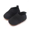 Sapatos de bebê First Walkers tecelagem tênis casual respirável nascido menino menina sola macia berço esportes dropship