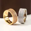 Yüzük tasarımcısı Ring Luxury Bant Yüzük Klasik İnce Mücevherler 925 STERLING Gümüş Endeks Parmak Yüzükler Kadın Çift Takı Hediyeleri Basit Kişiselleştirilmiş Stil
