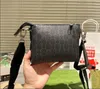 مصممي الكتف أكياس رجل ملمح الجلود Woemn مصمم حقيبة يد بولساس Messenger Bag Bag Wedding Bress Crossbody Bag Wallet 19cm