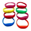 LED Silicone Bracelets Bracelet Lueur dans le Noir Bracelet Party Favor Halloween Noël Enfants Adulte LED Jouets