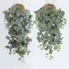 Dekorativa blommor 75 cm Grön Eukalyptus Löv Vinranka Garland Konstgjorda växtblad Rotting för bröllopsbåge Hemhängande dekor Festbakgrund
