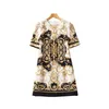 2023 Blanc Noir Paisley Imprimé Perlé Paillettes Robe À Manches Courtes Col Rond Strass Droit Court Robes Décontractées S3Q060705