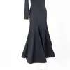 Robe de concours de danse latine personnalisable pour femmes robes de danse salsa noire Costume de valse de tango de salle de bal JL1103