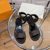 Sandali con tacco piatto da donna classici nuovi Scarpe da vacanza Gladiatore Rivetto Parigi Pantofole stile resort casual e comode Taglia 35-41