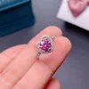 Küme halkaları kalp tarzı pembe moissanite yüzüğü 925 STERLING Gümüş 1CT Elmas Kadınlar İçin Tüm Beden Düğün Partisi Aşk İyi Hediye