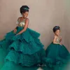 Hunter Green Flower Girls Robes Pour Mariages Jewel Neck Illusion Sans Manches Cristal Perles Tiered Tulle Anniversaire Enfants Pageant Robes Balayage Train