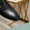 2023 Scarpe eleganti da uomo formali firmate Scarpe basse da uomo in vera pelle nere per uomo Scarpe da ufficio per matrimoni di marca di moda Oxfords taglia 38-44