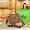 Großhandel Marke Umhängetaschen 6 Farben elegante Perlen Anhänger Mode Handtasche dreischichtige Zwischenschicht Frauen Einkaufstasche gepolsterte Leder Handtaschen im westlichen Stil 6839#