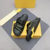 Designer Trainer Mule Pantoufles en cuir de veau gaufré Black Sandal Men Buckle script strap Slipper Old Flower Summer Leather Rubber Shoe Slides 05