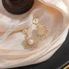 Dangle Earrings Vintage Gold-plated Hollow Flower Pendant Metal For Women Simple Face Coin Fashion Jewelry