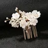 Kopfbedeckungen Hochzeit Keramikblumen Haar Kämme weibliche süße Perlen starkes Goldstück für Frauen dekorative Ornamente