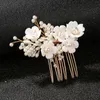 Tocados de boda Cerámica Flores Campo Femenino Perlas dulces Soporte de oro Piece para mujeres adornos decorativos