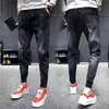 Jeans för män Man Lös Baggy Hiphop Skateboard Jeansbyxor Street Dance Hip Hop Rap Man Svarta Byxor Kinesisk Storlek S3XL 230707